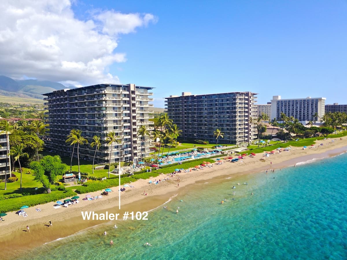 Condo in Lahaina · ★4.5 · 2 bedrooms · 4 beds · 2 baths - Photo 2