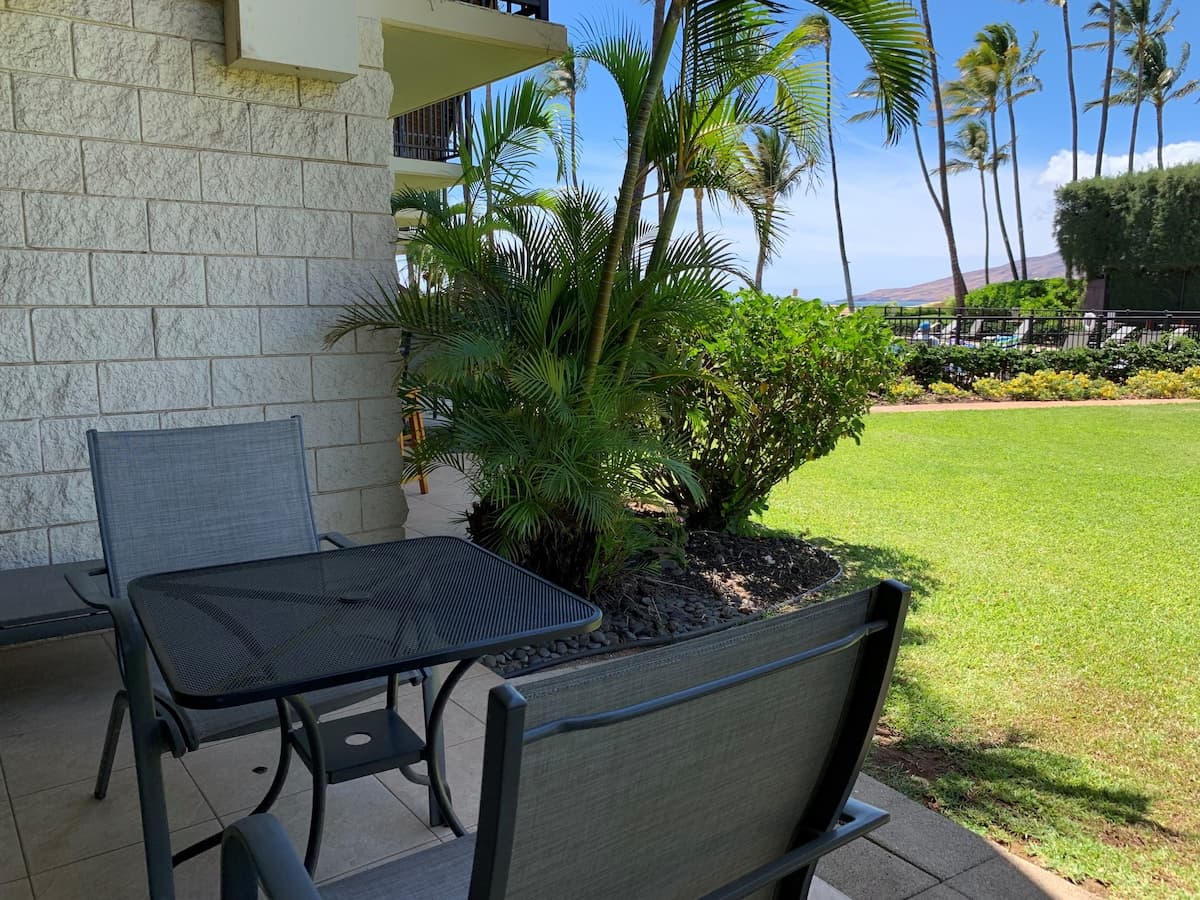 Condo in Kihei · ★4.86 · 1 bedroom · 2 beds · 1 private bath - Photo 5