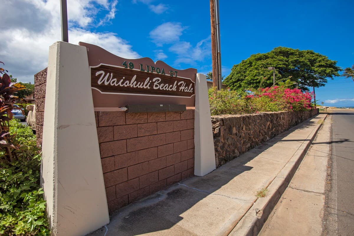Condo in Kihei · ★4.86 · 1 bedroom · 2 beds · 1 private bath - Photo 3