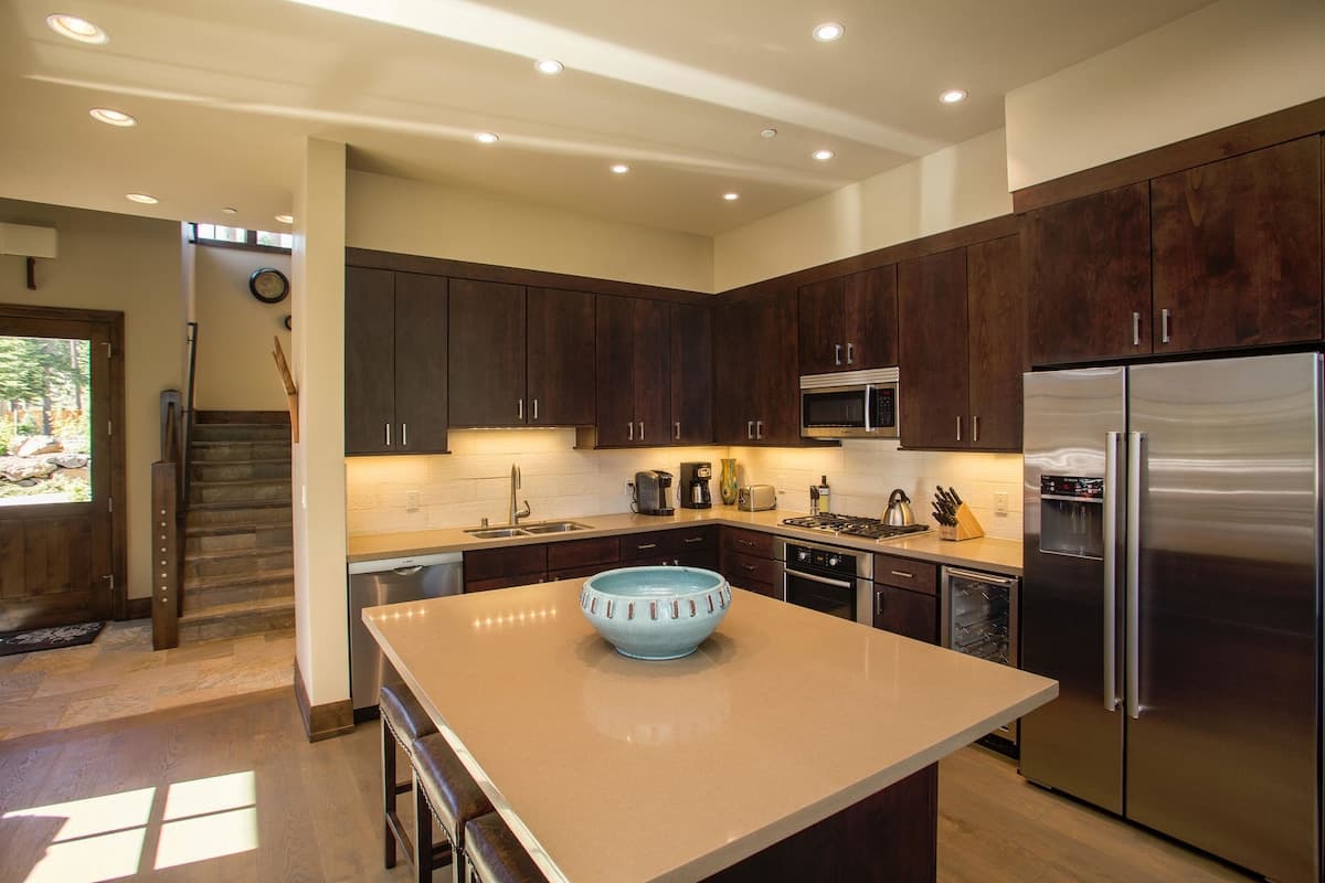 Ski-In/Out Townhome, Pool, Pet-Friendly - Photo 5