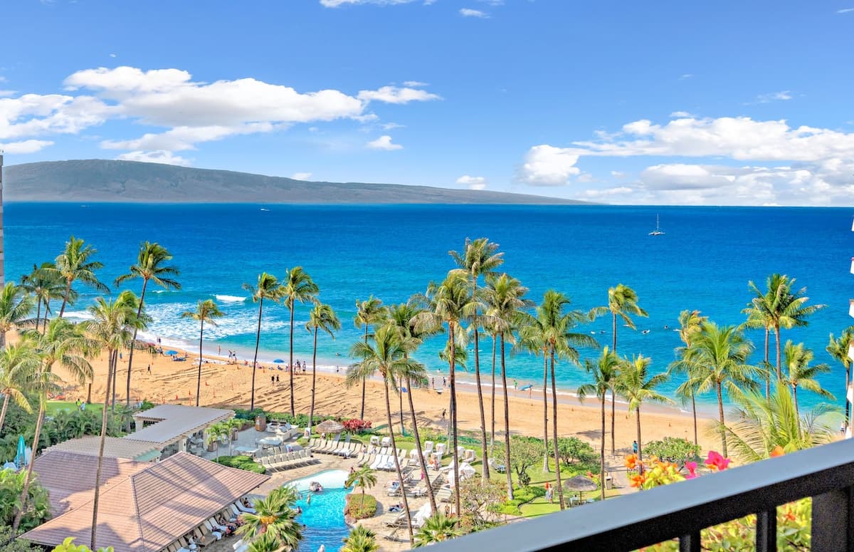 Condo in Lahaina · ★4.63 · 2 bedrooms · 4 beds · 2 baths - Photo 1