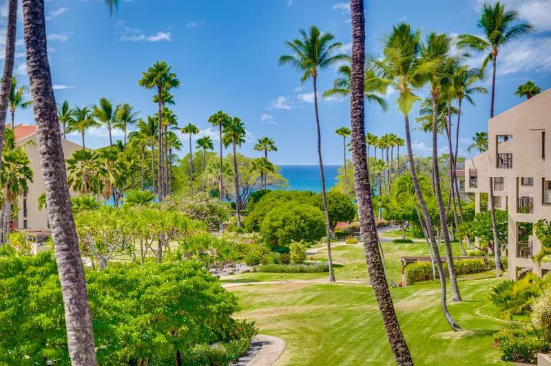 Condo in Kihei · ★5.0 · 2 bedrooms · 3 beds · 2 shared baths - Photo 2
