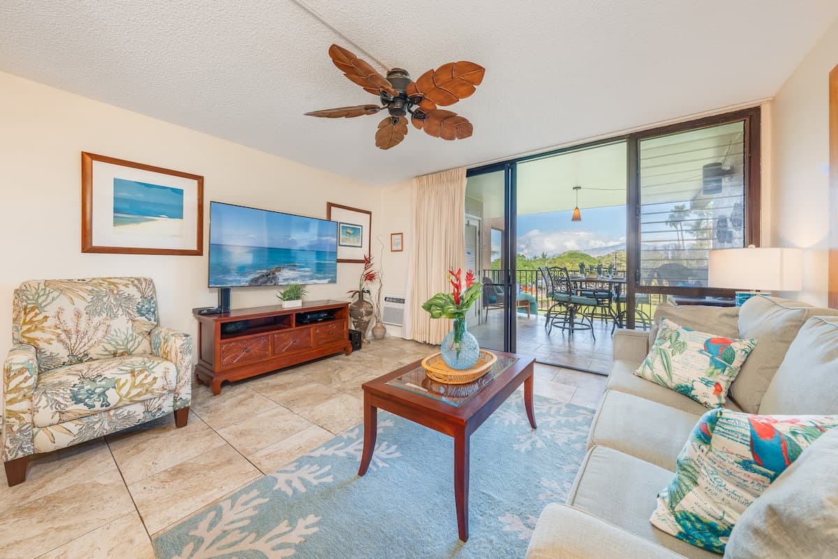 Condo in Kihei · ★4.8 · 1 bedroom · 2 beds · 2 baths - Photo 1