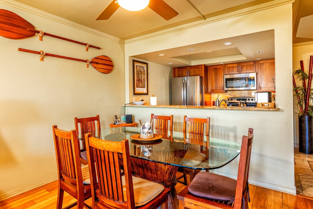 Condo in Kihei · ★4.75 · 3 bedrooms · 4 beds · 2 baths - Photo 5