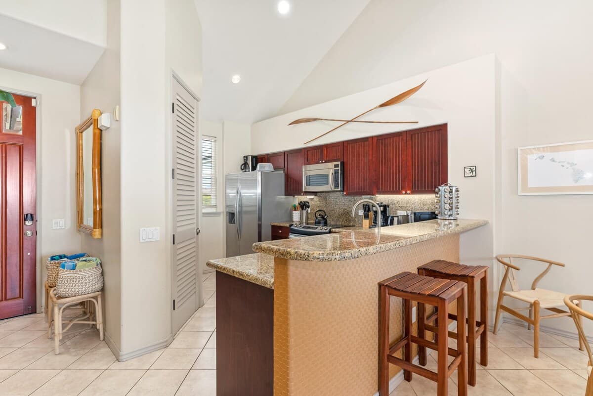 Condo in Waikoloa Village · ★4.75 · 3 bedrooms · 4 beds · 2 shared baths - Photo 3
