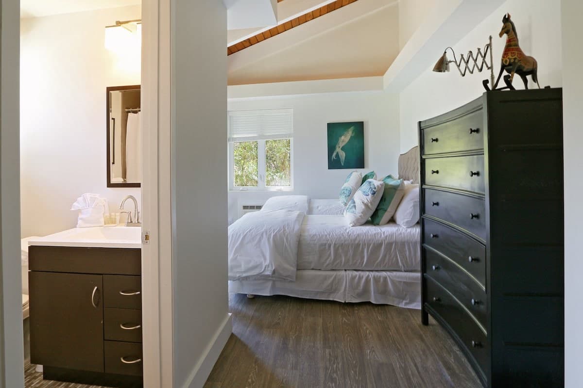 Home in Kihei · ★4.89 · 4 bedrooms · 8 beds · 6 private baths - Photo 4