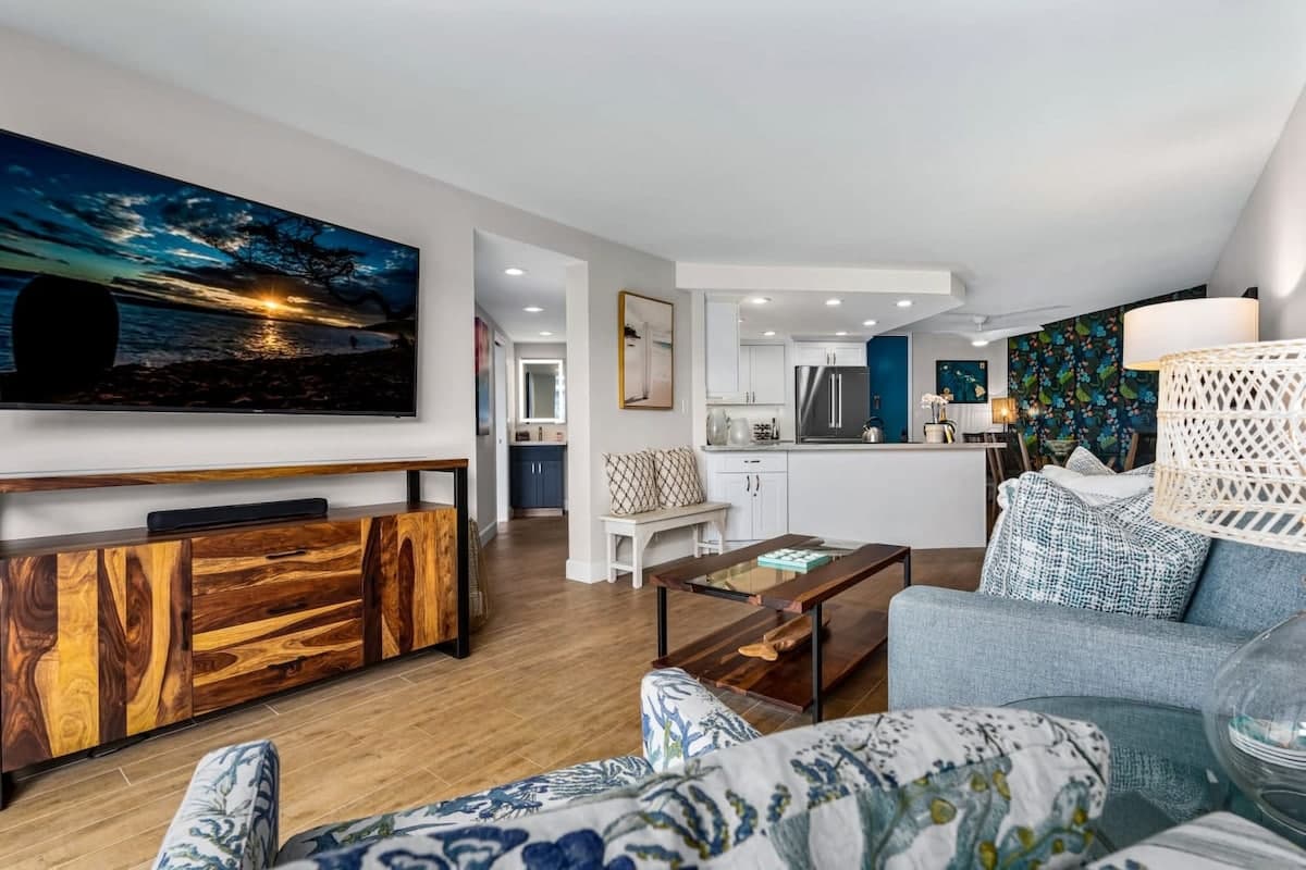 Condo in Kihei · ★4.95 · 1 bedroom · 2 beds · 1 private bath - Photo 2
