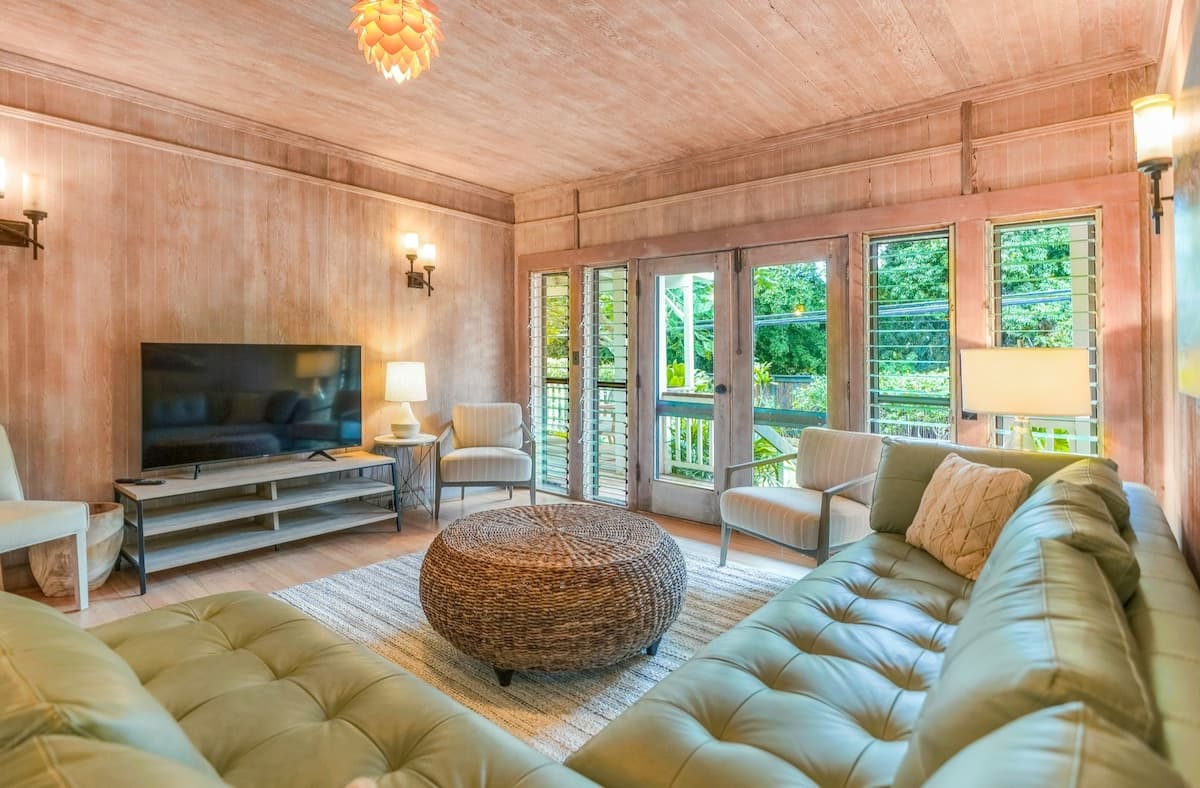 Home in Koloa · ★4.56 · 5 bedrooms · 5 beds · 5 private baths - Photo 3