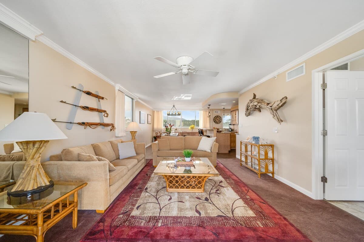 Condo in Lahaina · ★5.0 · 2 bedrooms · 3 beds · 2 baths - Photo 3