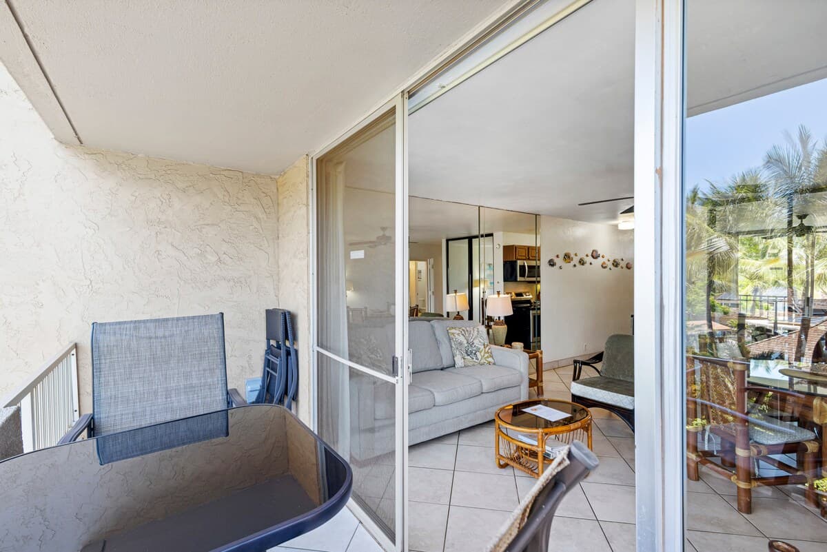 Condo in Kihei · ★5.0 · 1 bedroom · 2 beds · 2 shared baths - Photo 4