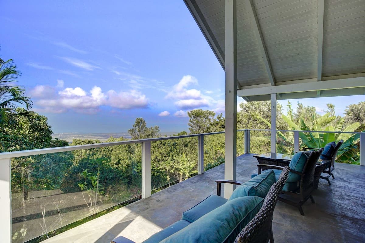 Kailua-Kona House w/ Balcony & Ocean Views - Photo 2