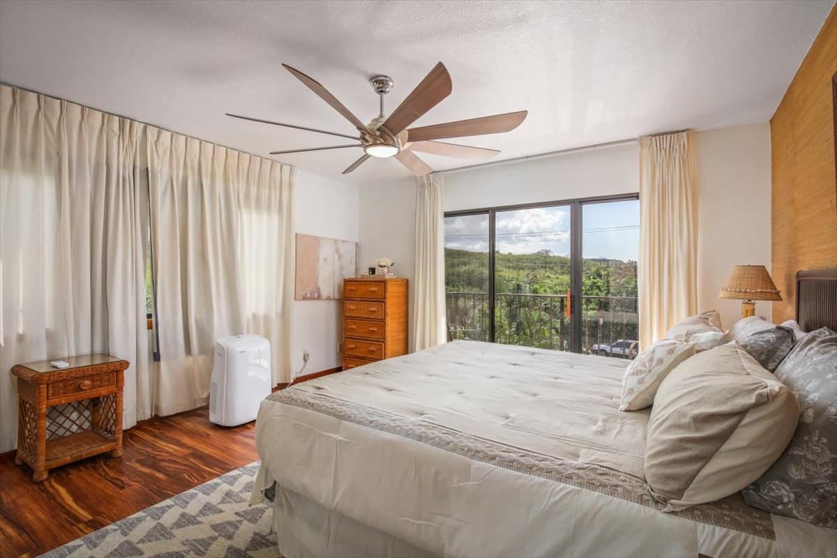 Condo in Kailua-Kona · ★4.58 · 2 bedrooms · 2 beds · 2 baths - Photo 5