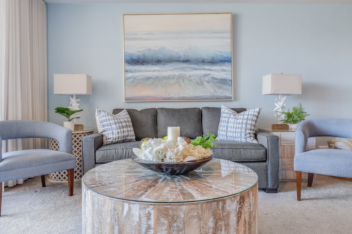 Condo in Lahaina · ★4.87 · 1 bedroom · 2 beds · 1 bath - Photo 3