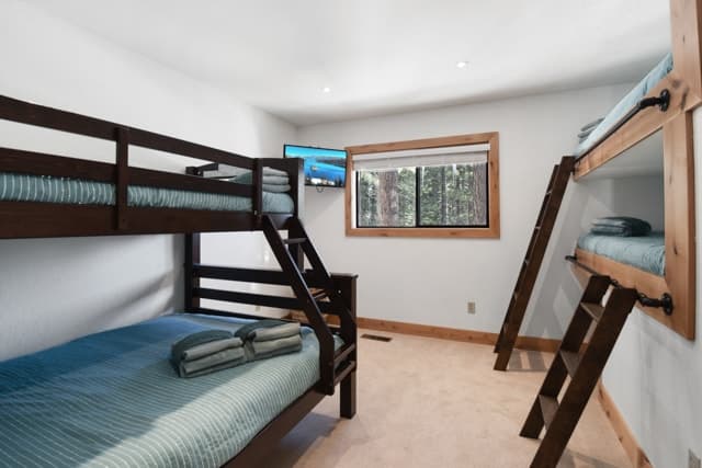 Home in Incline Village · ★4.74 · 3 bedrooms · 8 beds · 2.5 private baths - Photo 4