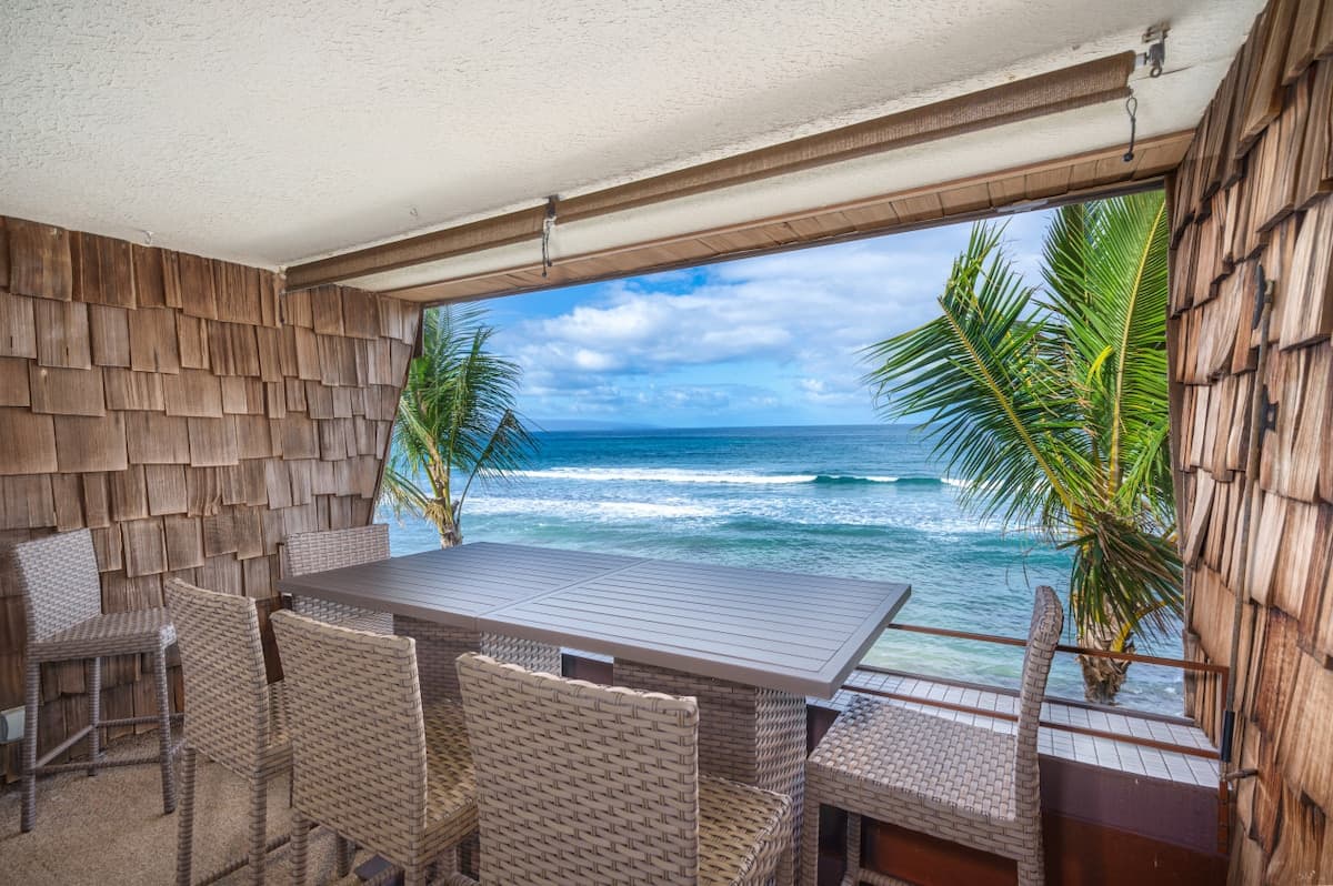 Condo in Lahaina · ★4.87 · 3 bedrooms · 3 beds · 2 baths - Photo 1