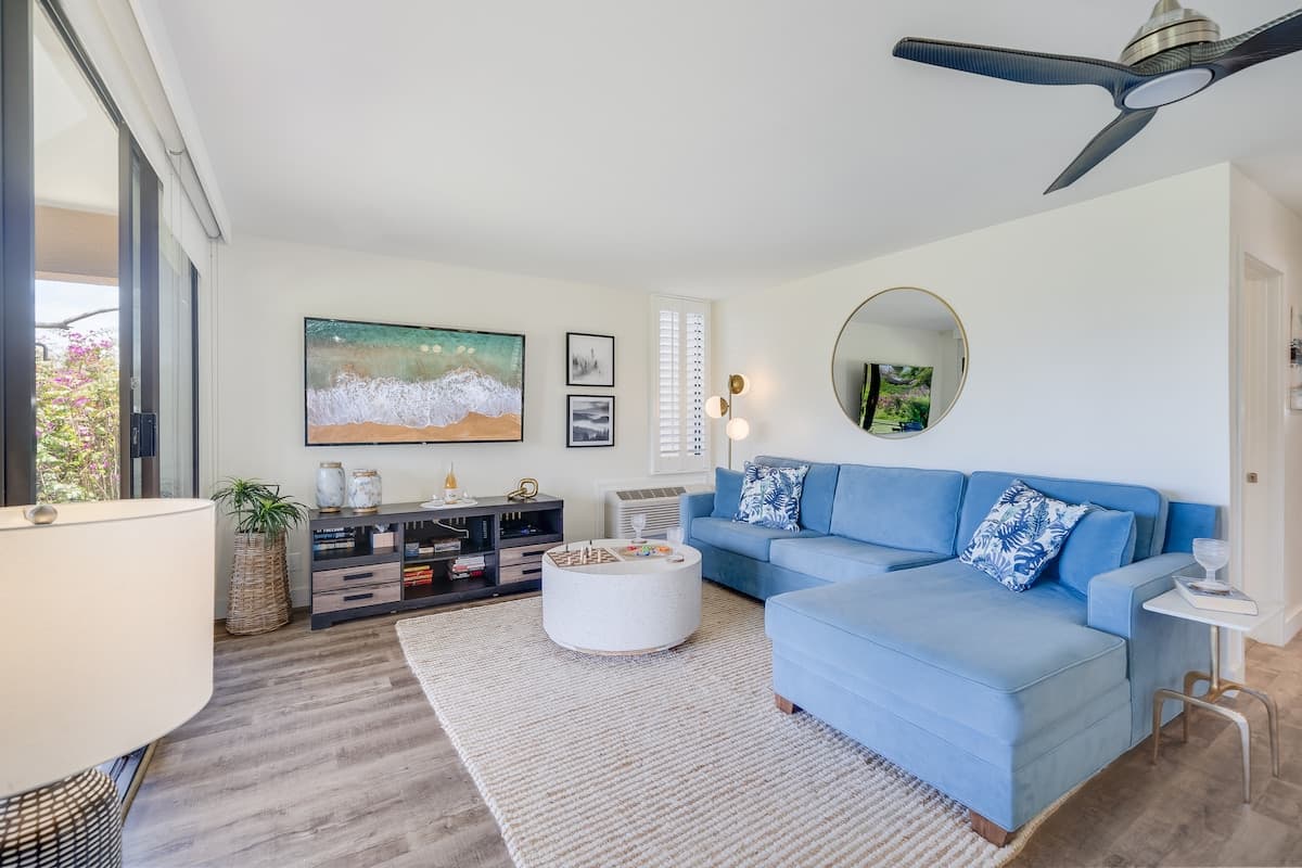 Condo in Kihei · ★4.44 · 1 bedroom · 2 beds · 2 baths - Photo 3