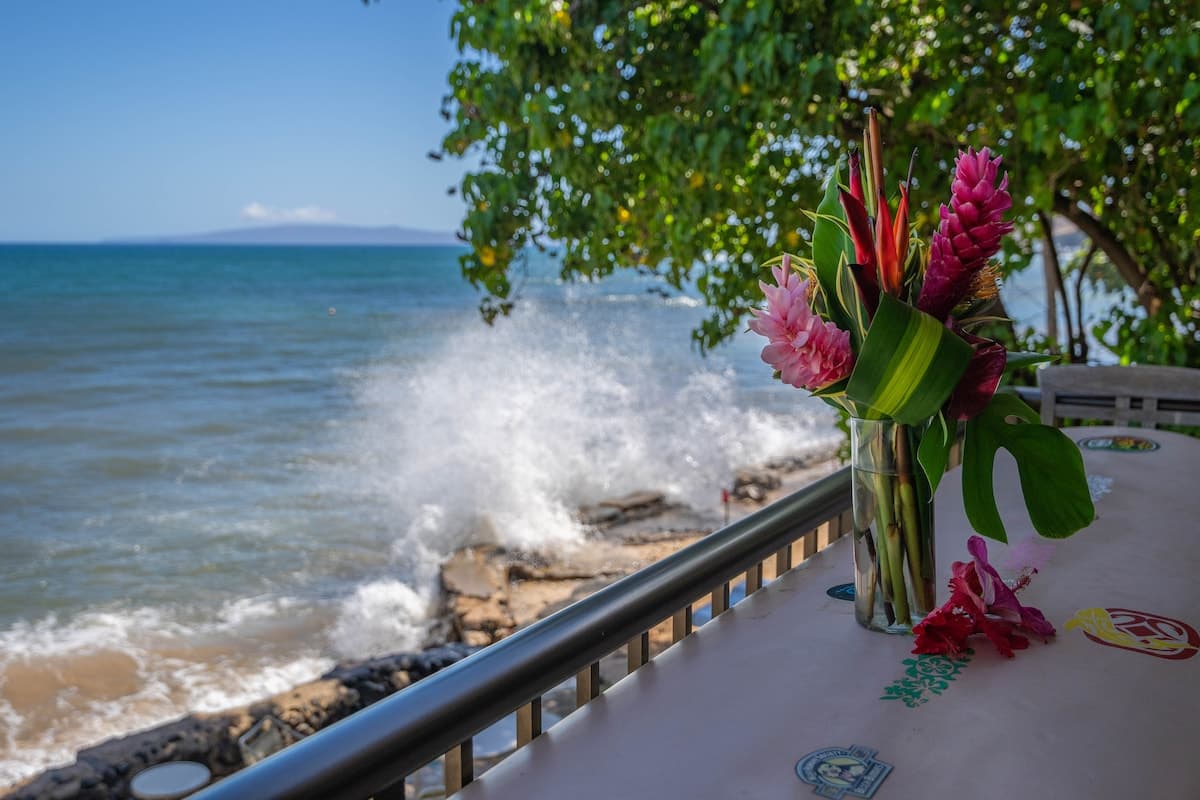 Condo in Wailuku · ★4.84 · 2 bedrooms · 3 beds · 2 baths - Photo 5
