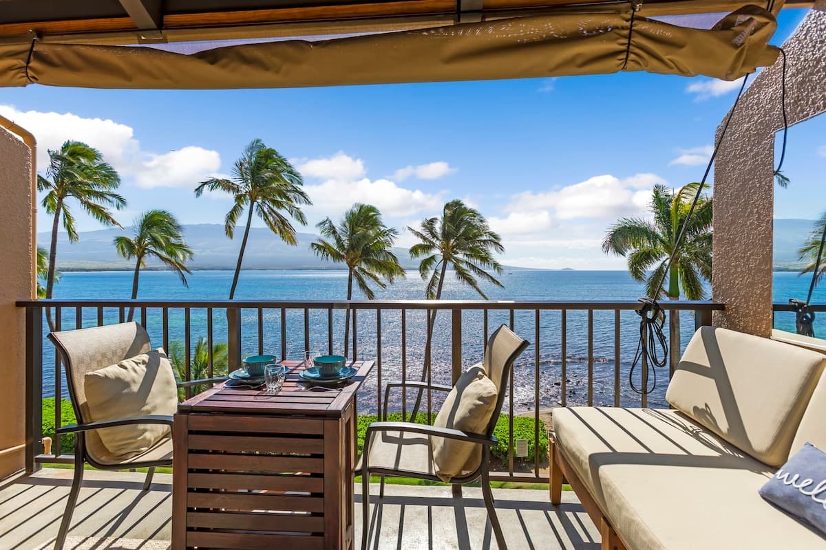 Condo in Wailuku · ★4.86 · 2 bedrooms · 3 beds · 2 baths - Photo 3