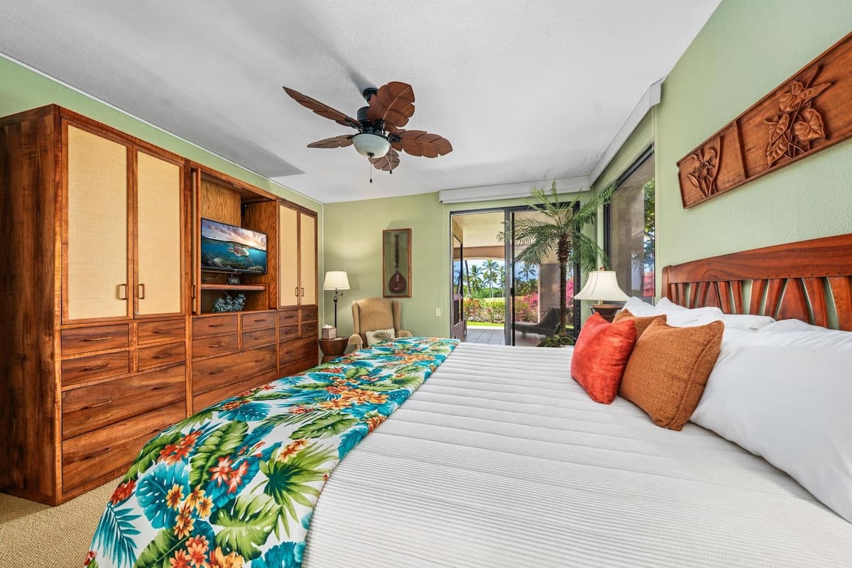 Condo in Waikoloa Beach Resort · ★4.88 · 2 bedrooms · 3 beds · 2.5 baths - Photo 2