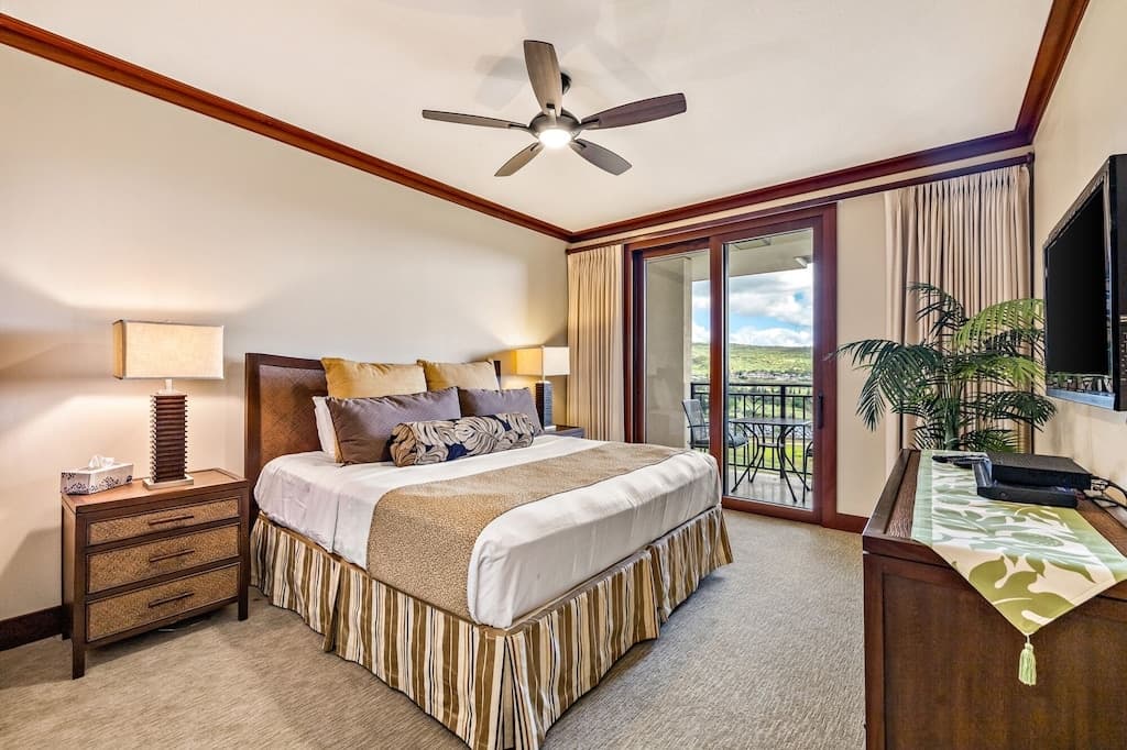 Condo in Kapolei · ★5.0 · 3 bedrooms · 4 beds · 2.5 private baths - Photo 1