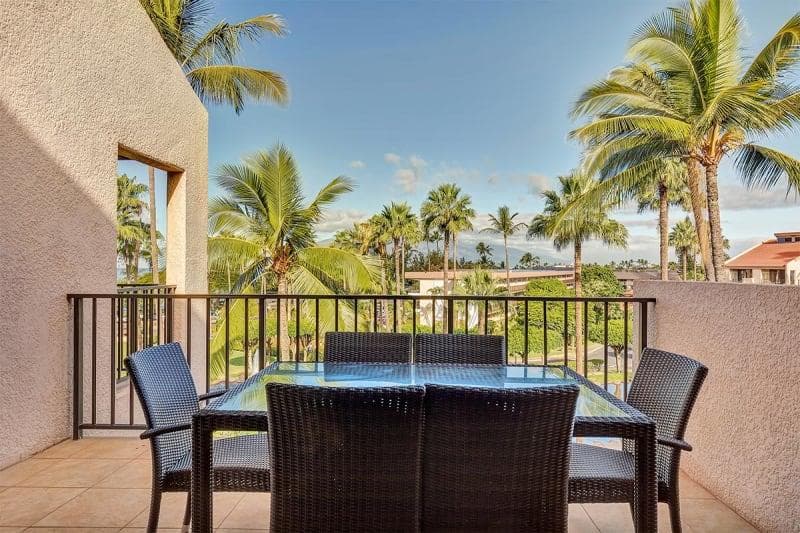 Condo in Kihei · ★4.5 · 2 bedrooms · 3 beds · 2 shared baths - Photo 4