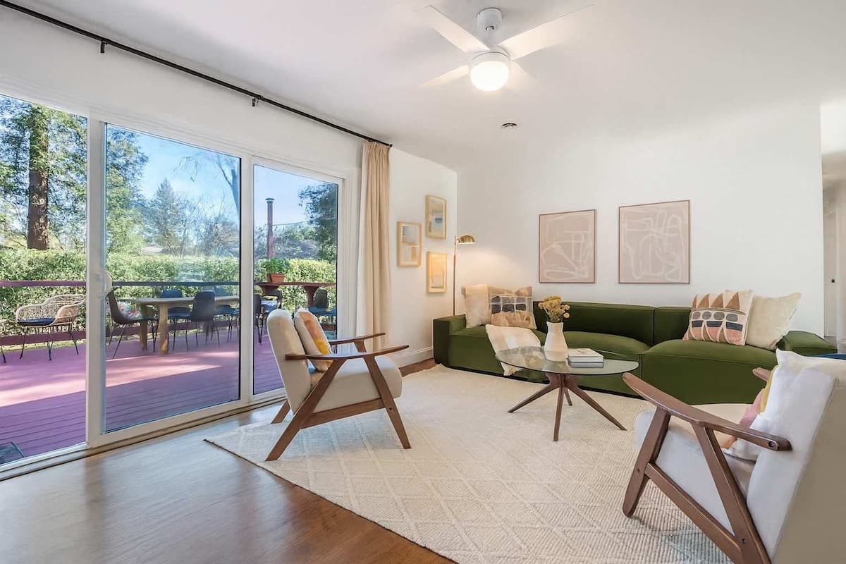 Napa Mid-Century Home Hot Tub & Yoga Office - Photo 2