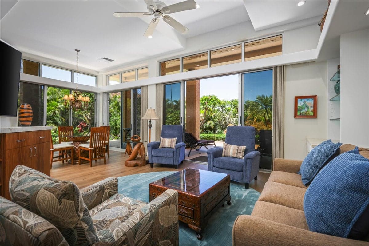 Condo in Lahaina · ★4.71 · 2 bedrooms · 3 beds · 2.5 baths - Photo 1