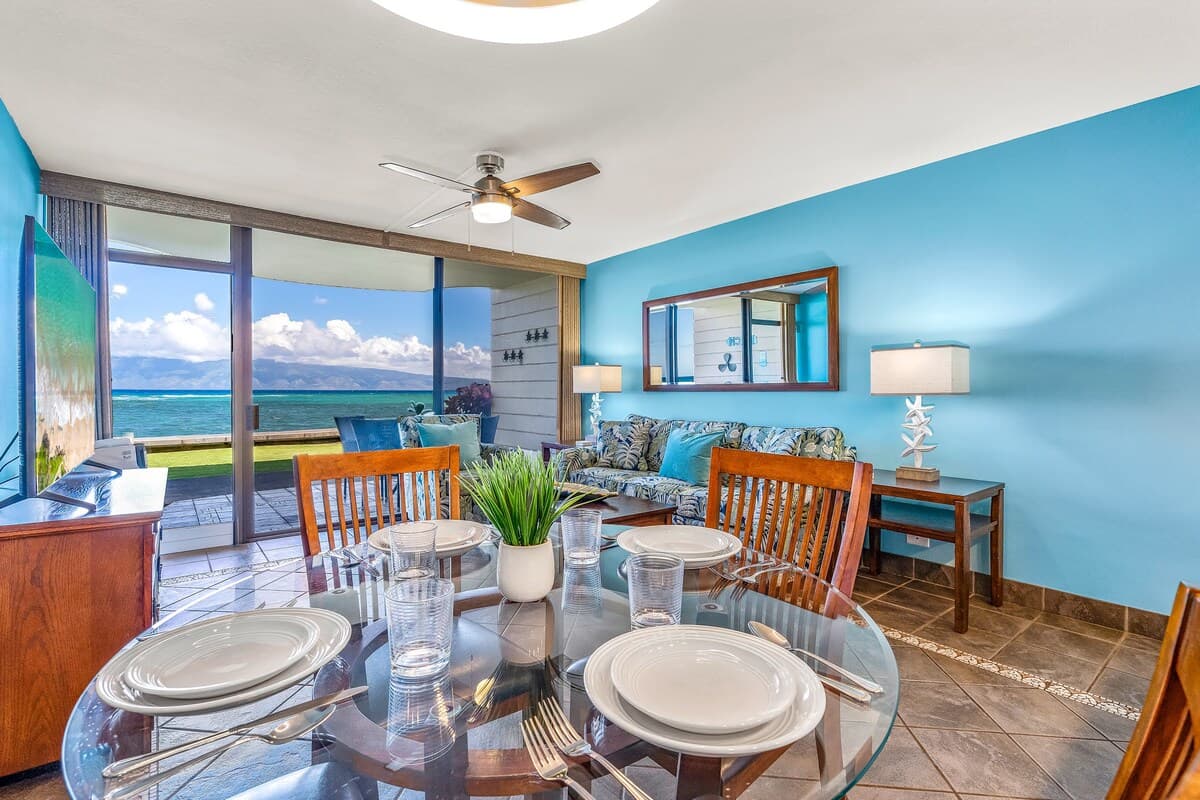 Condo in Lahaina · ★4.85 · 1 bedroom · 2 beds · 1 shared bath - Photo 4