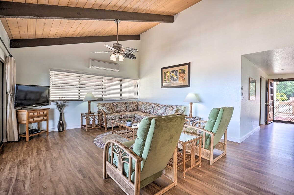 Condo in Kailua-Kona · ★4.95 · 1 bedroom · 2 beds · 2 baths - Photo 4