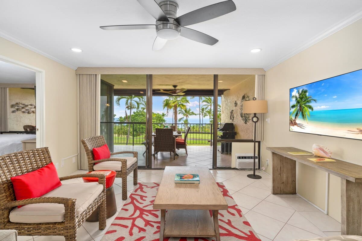 Condo in Kailua-Kona · ★4.59 · 2 bedrooms · 3 beds · 2 shared baths - Photo 2