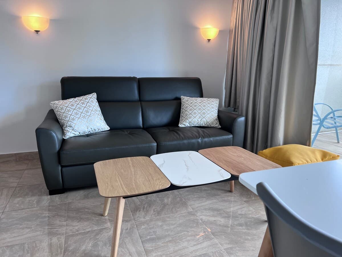 Condo in Honolulu · ★4.8 · 1 bedroom · 2 beds · 1 shared bath - Photo 1
