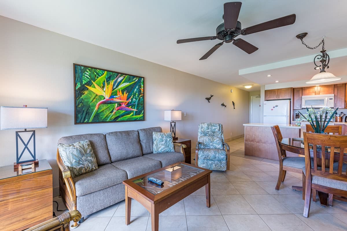 Condo in Kihei · ★4.67 · 1 bedroom · 2 beds · 1 private bath - Photo 3