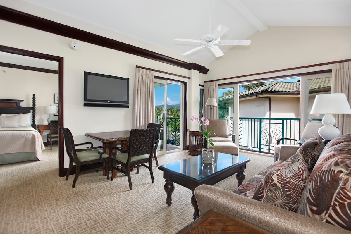 Condo in Kapaa · ★4.86 · 2 bedrooms · 3 beds · 3 baths - Photo 3