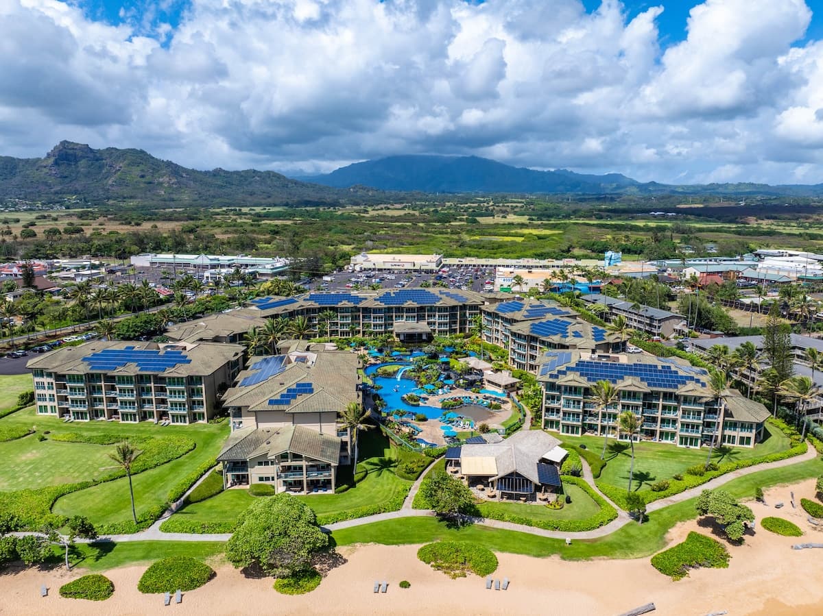 Condo in Kapaa · ★4.86 · 2 bedrooms · 3 beds · 3 baths - Photo 1