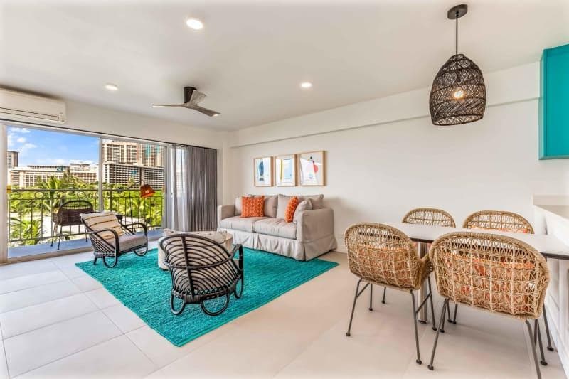 Condo in Honolulu · ★4.43 · 1 bedroom · 1 bed · 1 private bath - Photo 3