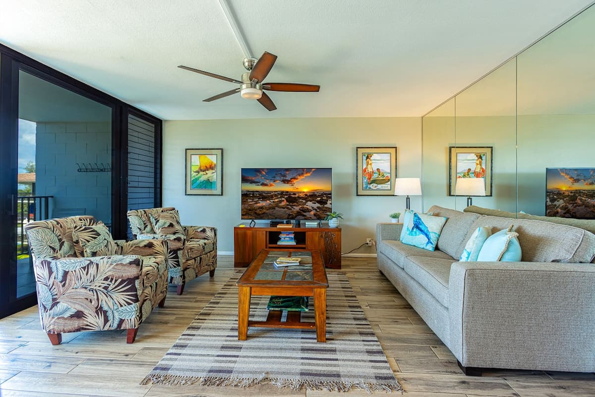 Condo in Kihei · ★4.82 · 2 bedrooms · 3 beds · 2 shared baths - Photo 3