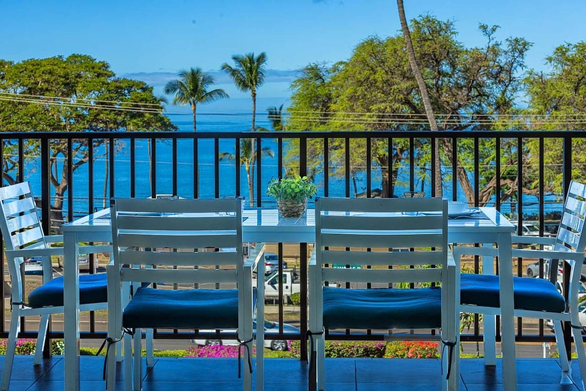 Condo in Kihei · ★4.82 · 2 bedrooms · 3 beds · 2 shared baths - Photo 1