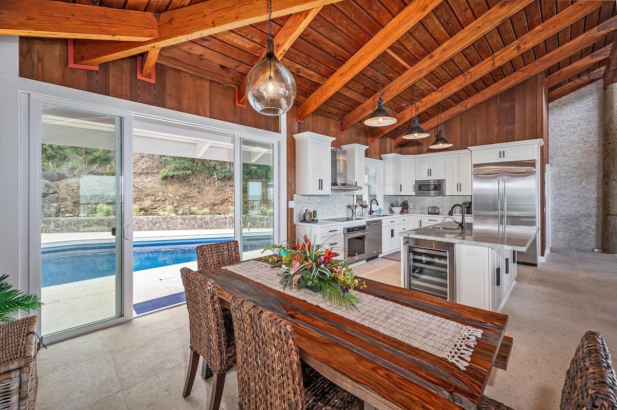 Home in Kailua · ★5.0 · 3 bedrooms · 4 beds · 4 shared baths - Photo 4