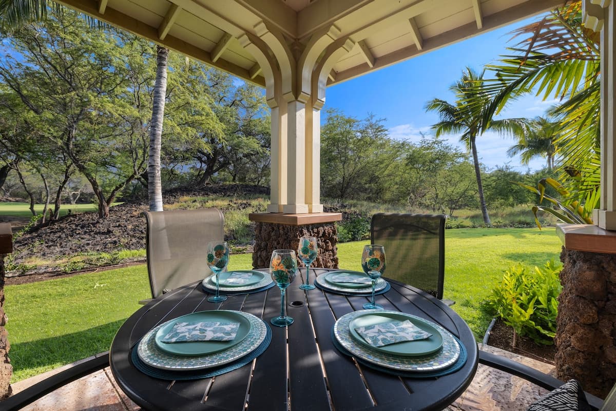 Condo in Waimea · ★4.93 · 3 bedrooms · 4 beds · 2.5 baths - Photo 1