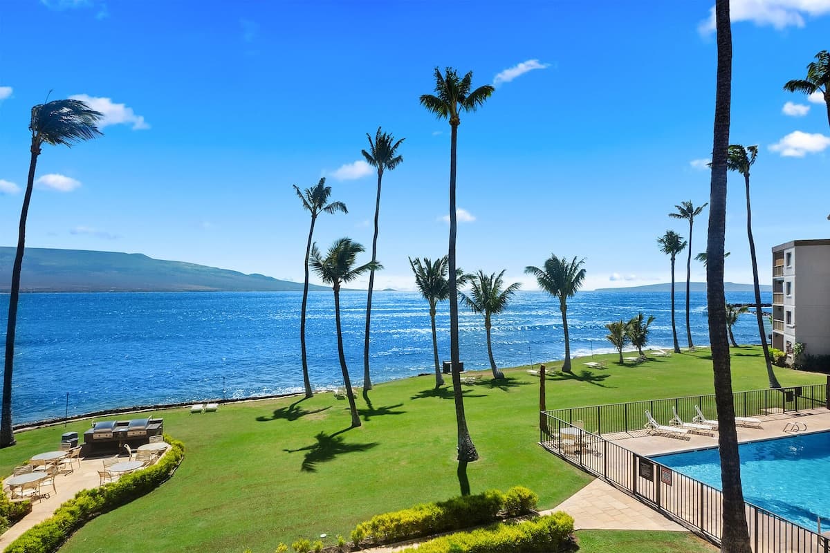 Condo in Wailuku · ★5.0 · 1 bedroom · 2 beds · 1 bath - Photo 2