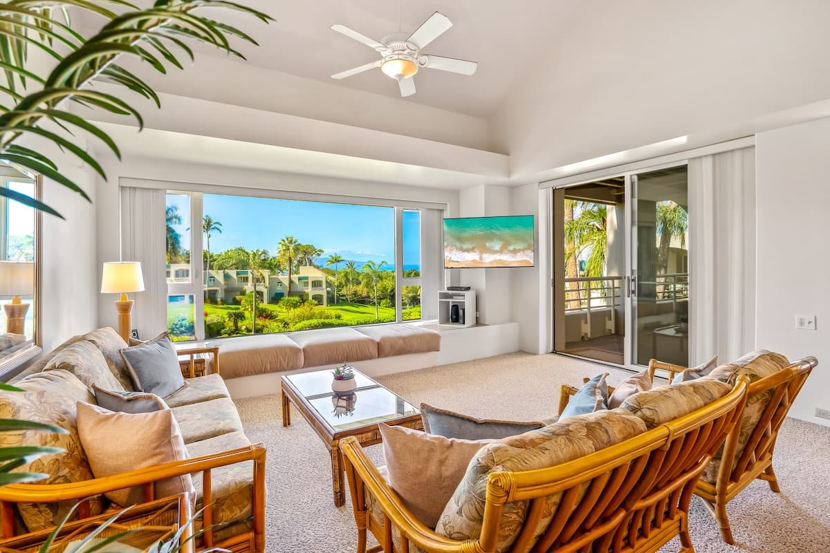 Condo in Kihei · ★4.5 · 2 bedrooms · 4 beds · 2 shared baths - Photo 1