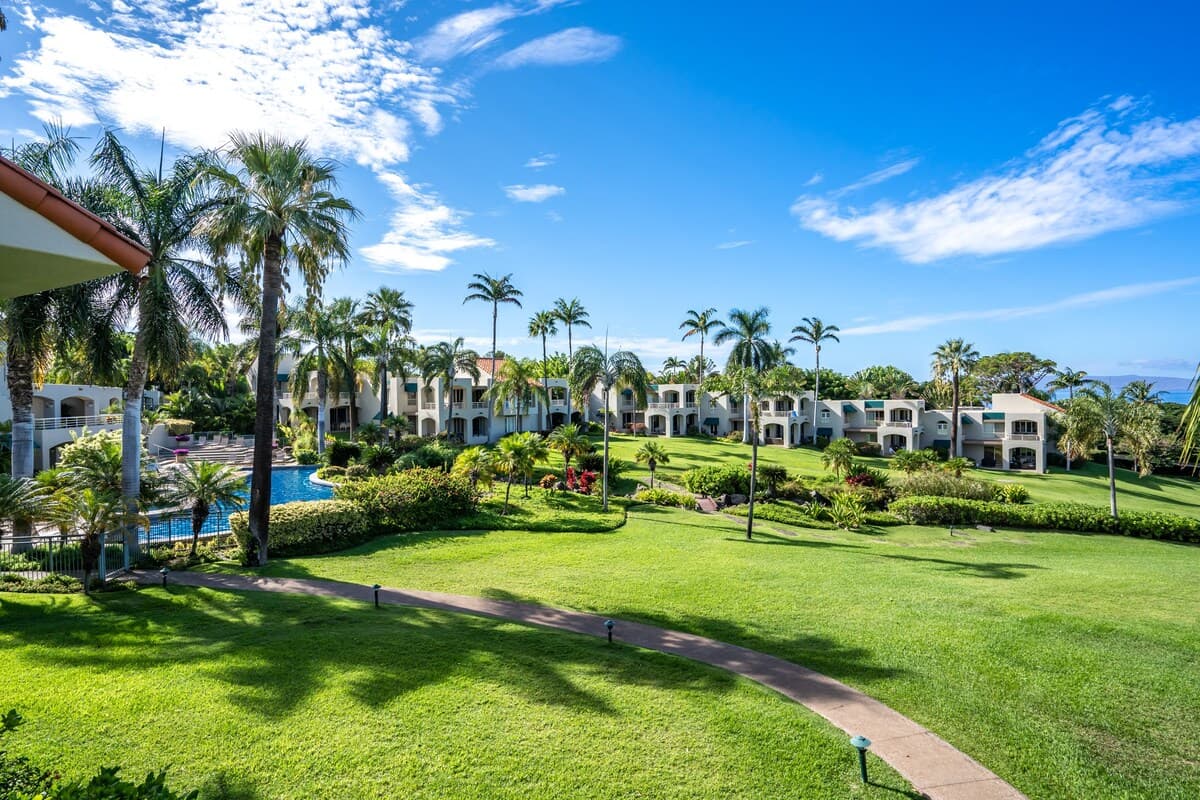 Condo in Kihei · ★4.5 · 2 bedrooms · 4 beds · 2 shared baths - Photo 3