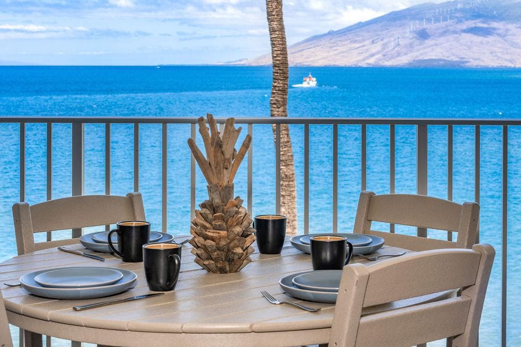 Condo in Kihei · ★4.96 · 1 bedroom · 1 bed · 1 bath - Photo 2