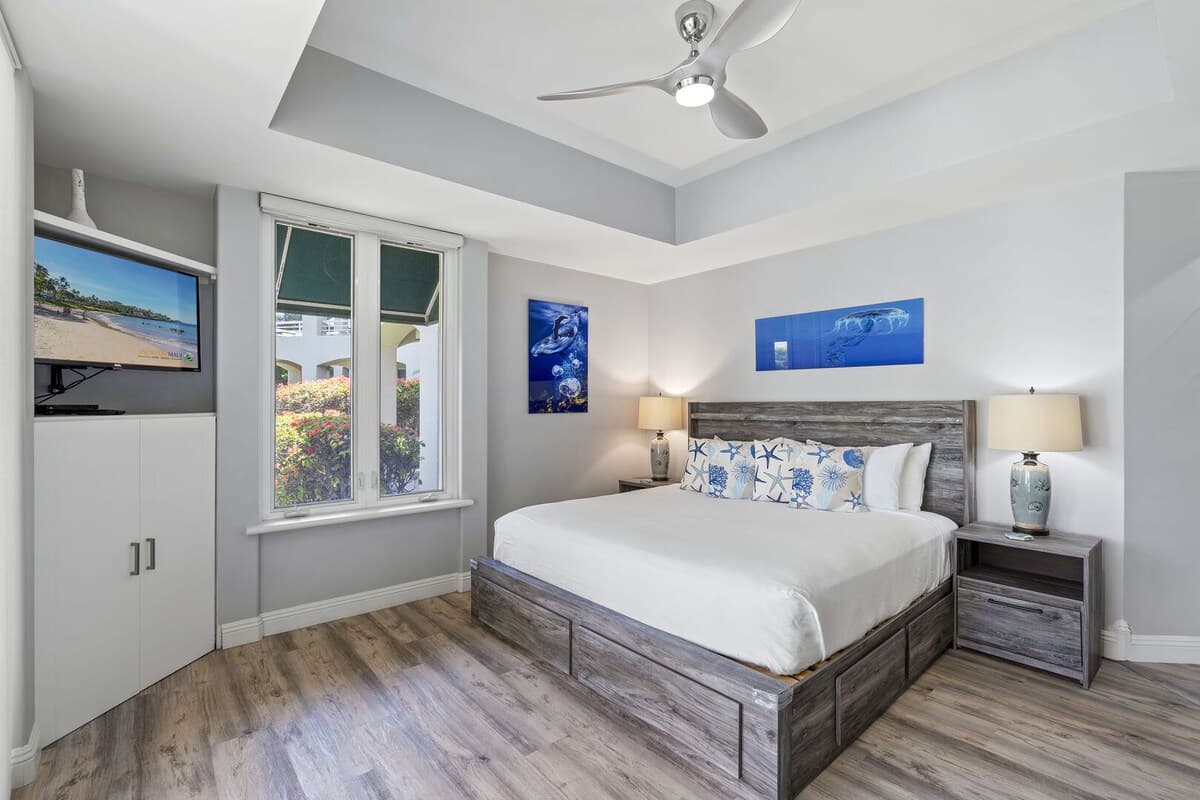 Condo in Kihei · ★4.71 · 2 bedrooms · 4 beds · 2 private baths - Photo 4