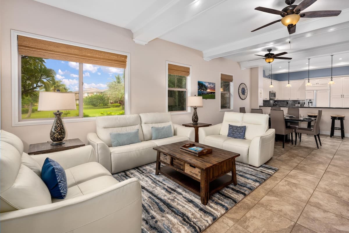 Townhouse in Waimea · ★4.97 · 3 bedrooms · 5 beds · 2.5 baths - Photo 4