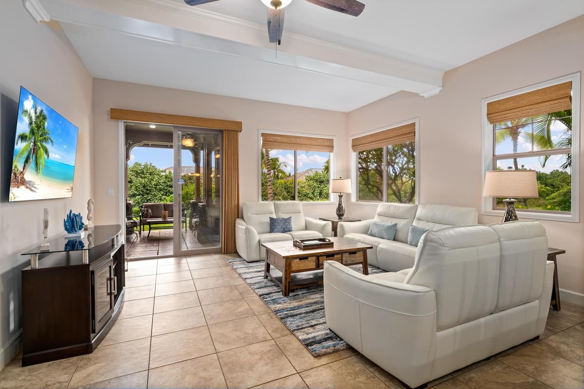 Townhouse in Waimea · ★4.97 · 3 bedrooms · 5 beds · 2.5 baths - Photo 5