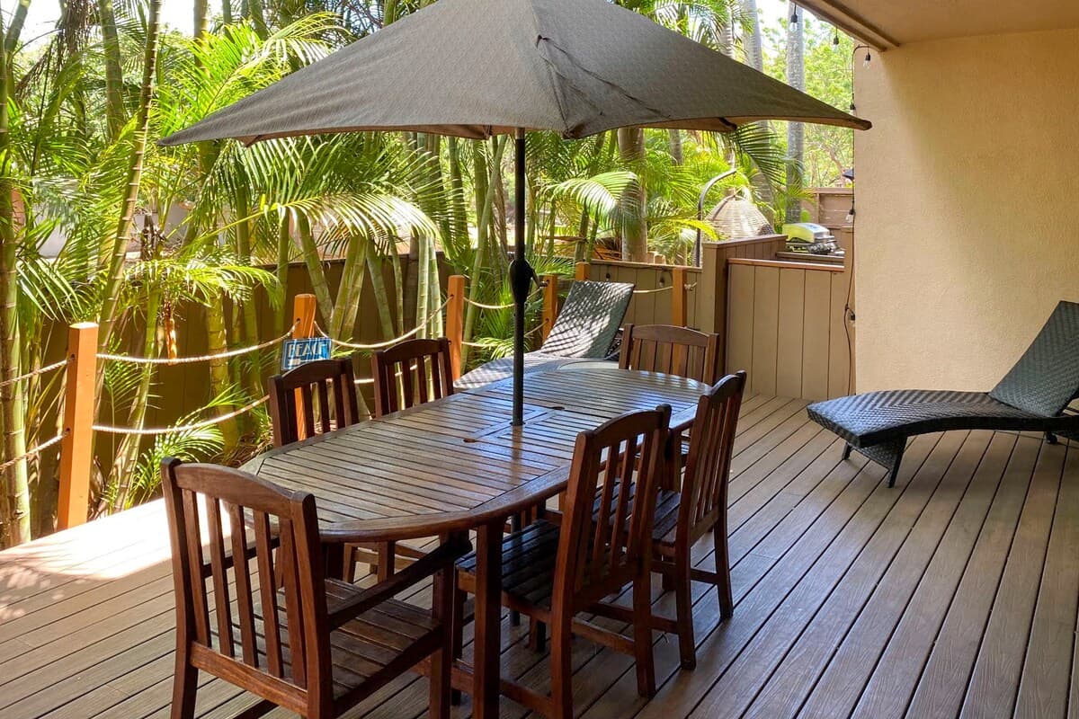 Condo in Lahaina · ★4.96 · 3 bedrooms · 4 beds · 2.5 baths - Photo 2