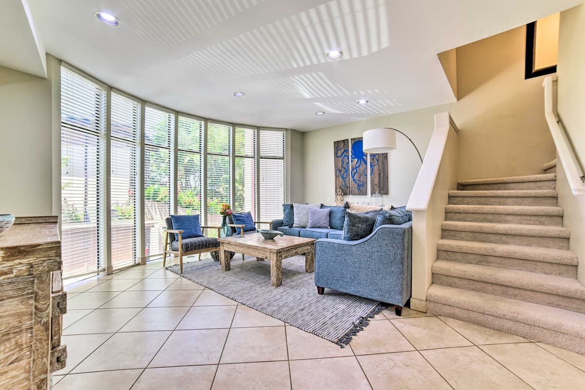 Condo in Lahaina · ★4.96 · 3 bedrooms · 4 beds · 2.5 baths - Photo 4
