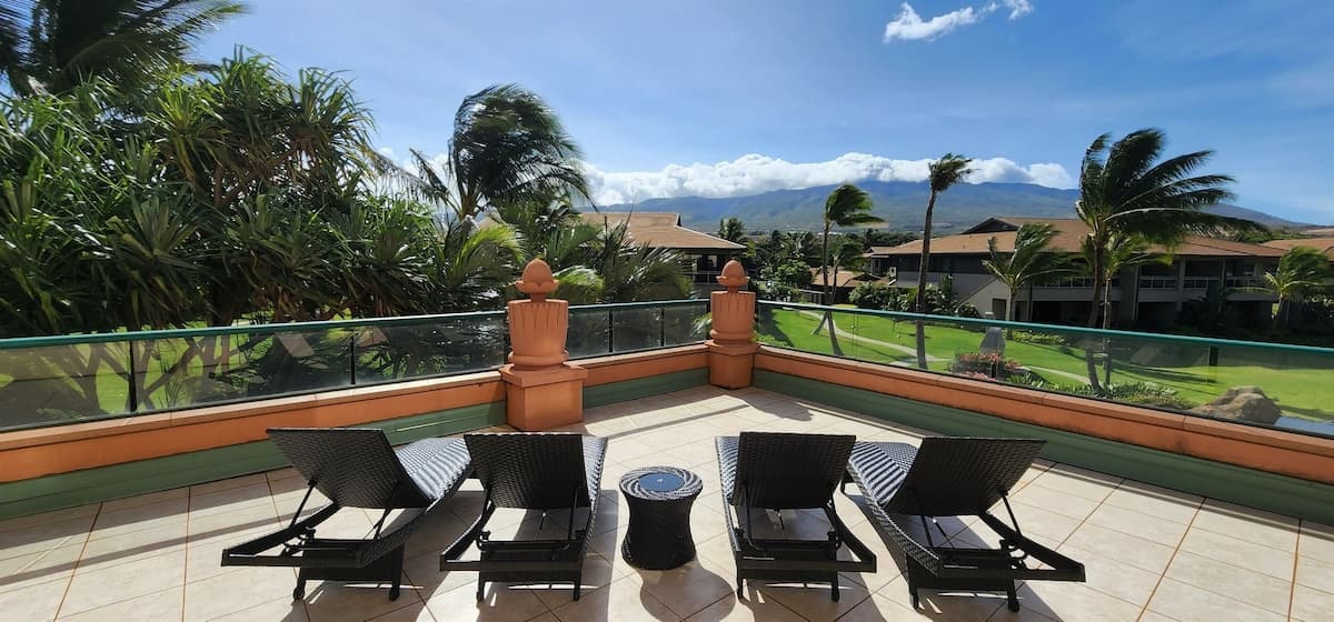 Condo in Lahaina · ★4.95 · 2 bedrooms · 3 beds · 2 baths - Photo 1