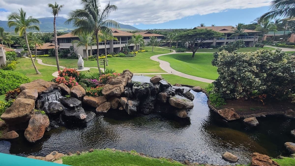 Condo in Lahaina · ★4.95 · 2 bedrooms · 3 beds · 2 baths - Photo 5